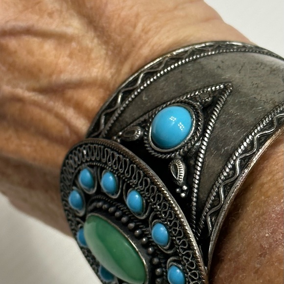 Faux Turquoise Stones Cuff Bracelet with Viking Theme - Picture 7 of 11